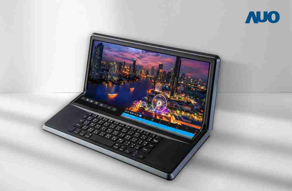 龙门国际14.6吋Micro LED折迭显示屏幕，，搭配半径4mm的弯折绞炼，，以及高画素、、、高亮度、、高对比度的显示技术特点，，即便在大视角下仍保有绝佳色相与亮度